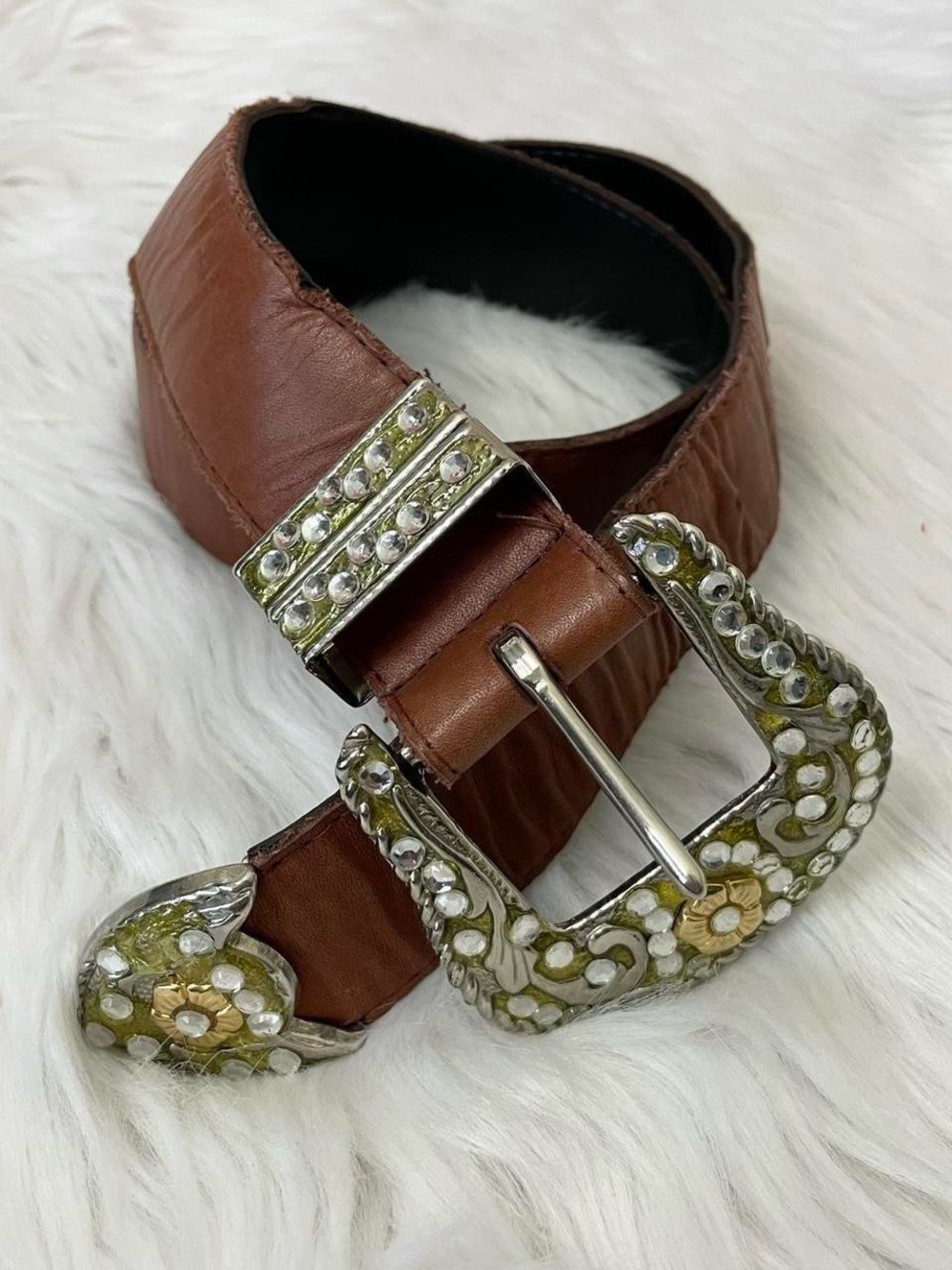Vintage Y2K brown leather rhinestone belt